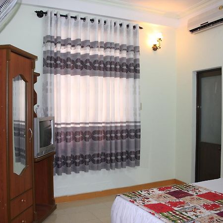 Dimpless Homestay Hué Extérieur photo
